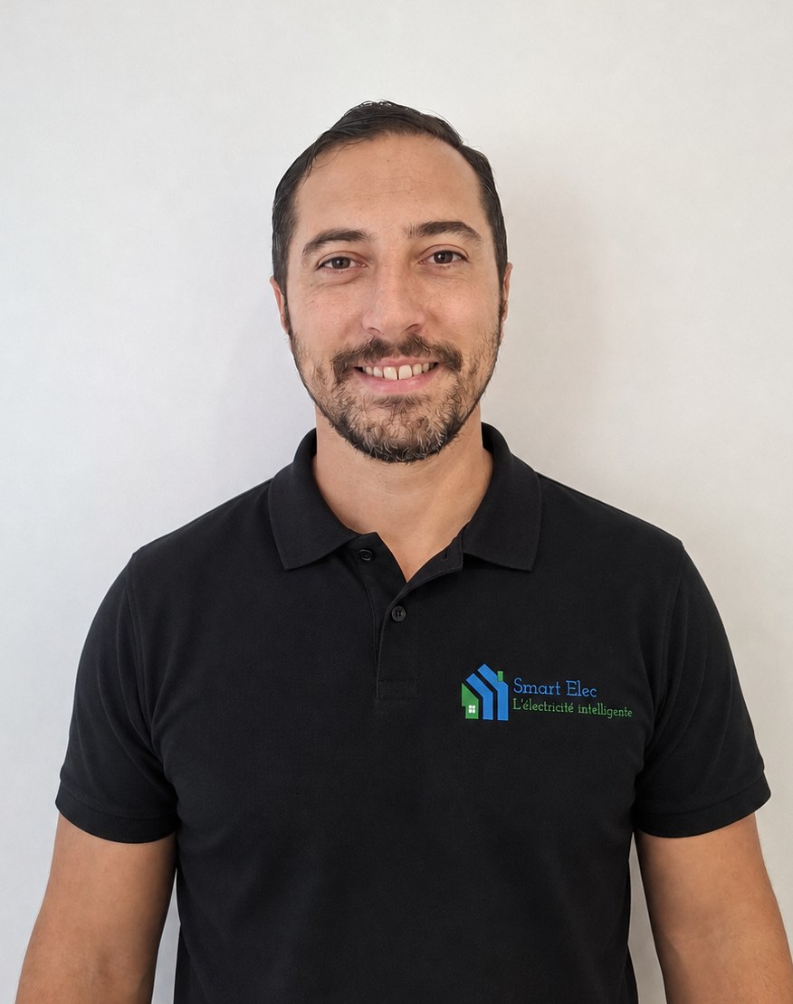Cristopher Gomes, gérant de Smart Elec